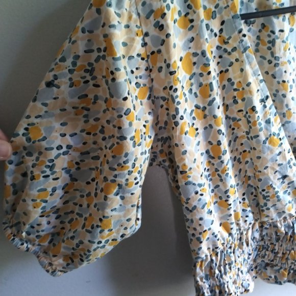 NWOT Sim & Sam Summer Floral Top - Picture 2 of 9